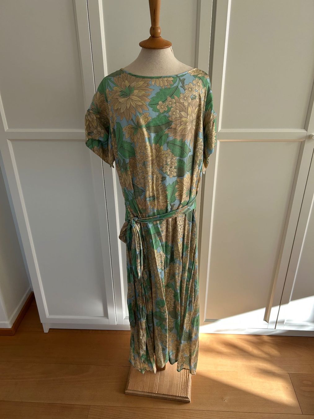 Rich & Royal Vestiti: Rich&Royal Kleid – Nuovo (secondo la descrizione) da Luzern venduto da lou4444