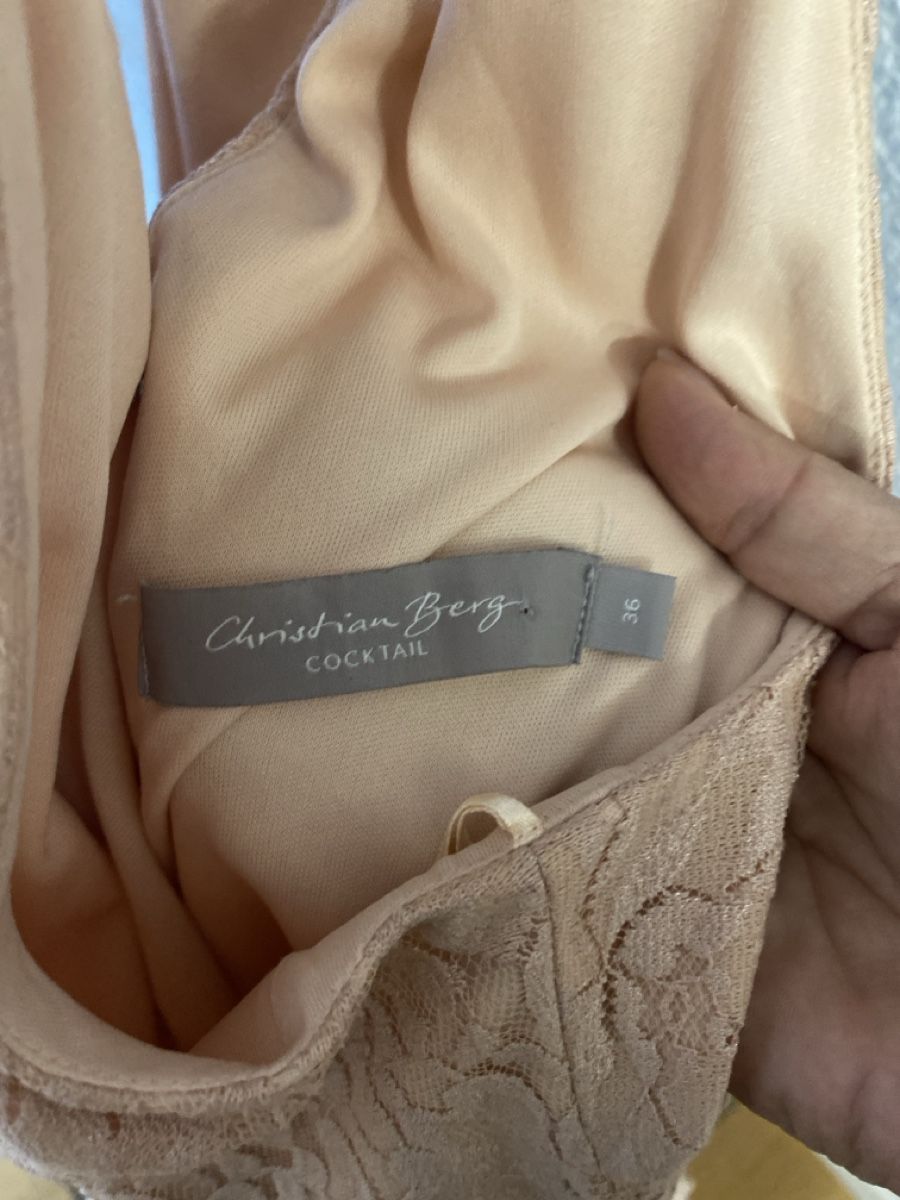 Vestiti: Elegantes Spitzenkleid, Grösse 36 – Nuovo e nell'imballaggio originale da Thun venduto da Intinity__ 1