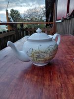 théière en porcelaine