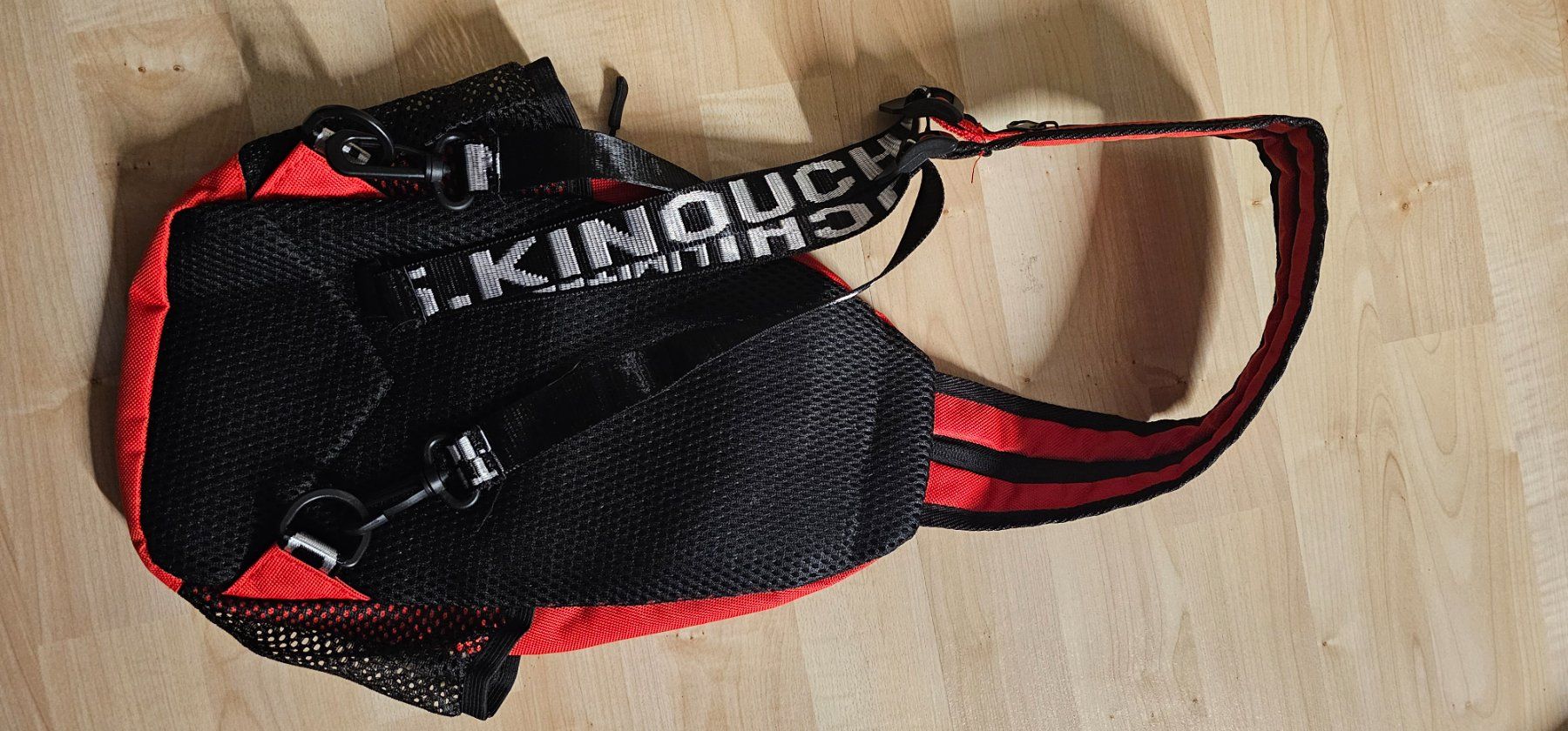 Zaini: Rote Diagonale Seitentasche (Rucksack) – Nuovo e nell'imballaggio originale da Büttikon AG venduto da PAM120319 3