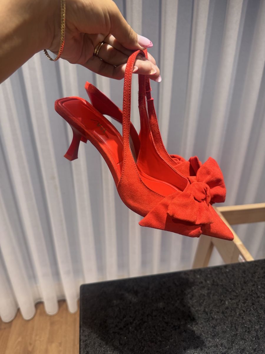 Zara Scarpe da donna: ZARA Pumps rot Schleife Grösse 38  – Usato da Luzern venduto da raquel.m 1