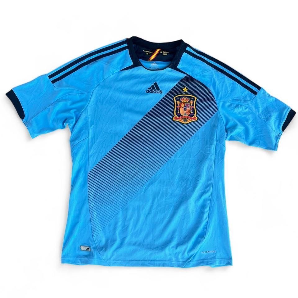 Adidas Leibchen & Hosen: Spanien Trikot 2008 Adidas – Gebraucht aus Riehen von RESTREET