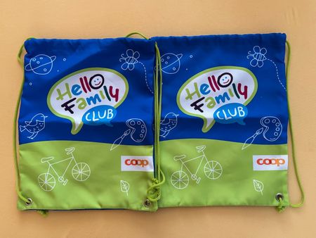 Neu: 2 Turnsäcke von Hello Family