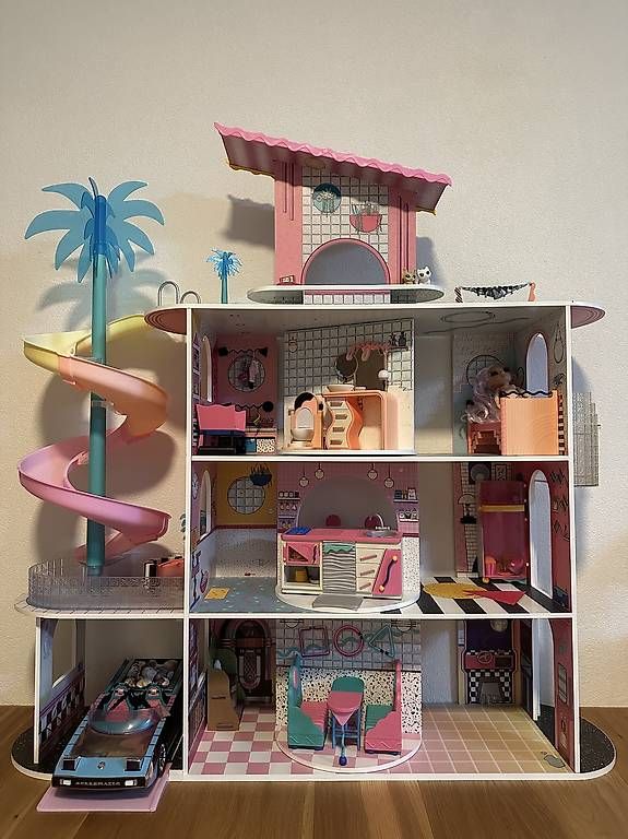 Case e mobili per bambole: L.O.L Doll House – Usato da Flüh venduto da cla_5975 4