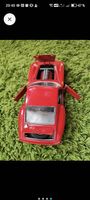 Rotes Ferrari-Modellauto, detailliert, zum Sammeln!