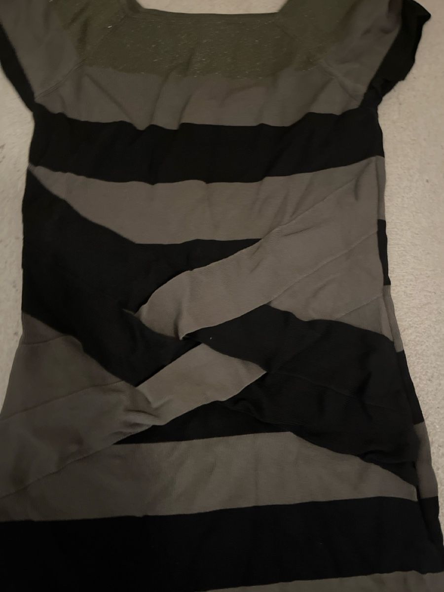 Vestiti: Schönes Kleid mit Glitzer, gestreift, Grösse 36 – Usato da Altendorf venduto da pas_5chw 1