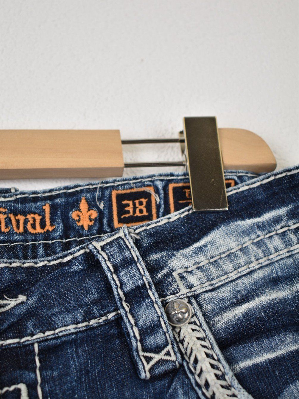 Jeans: Rock Revival Jeans Shorts, Gr.W38 – Gebraucht aus Nürensdorf von 2ND_STORY 9