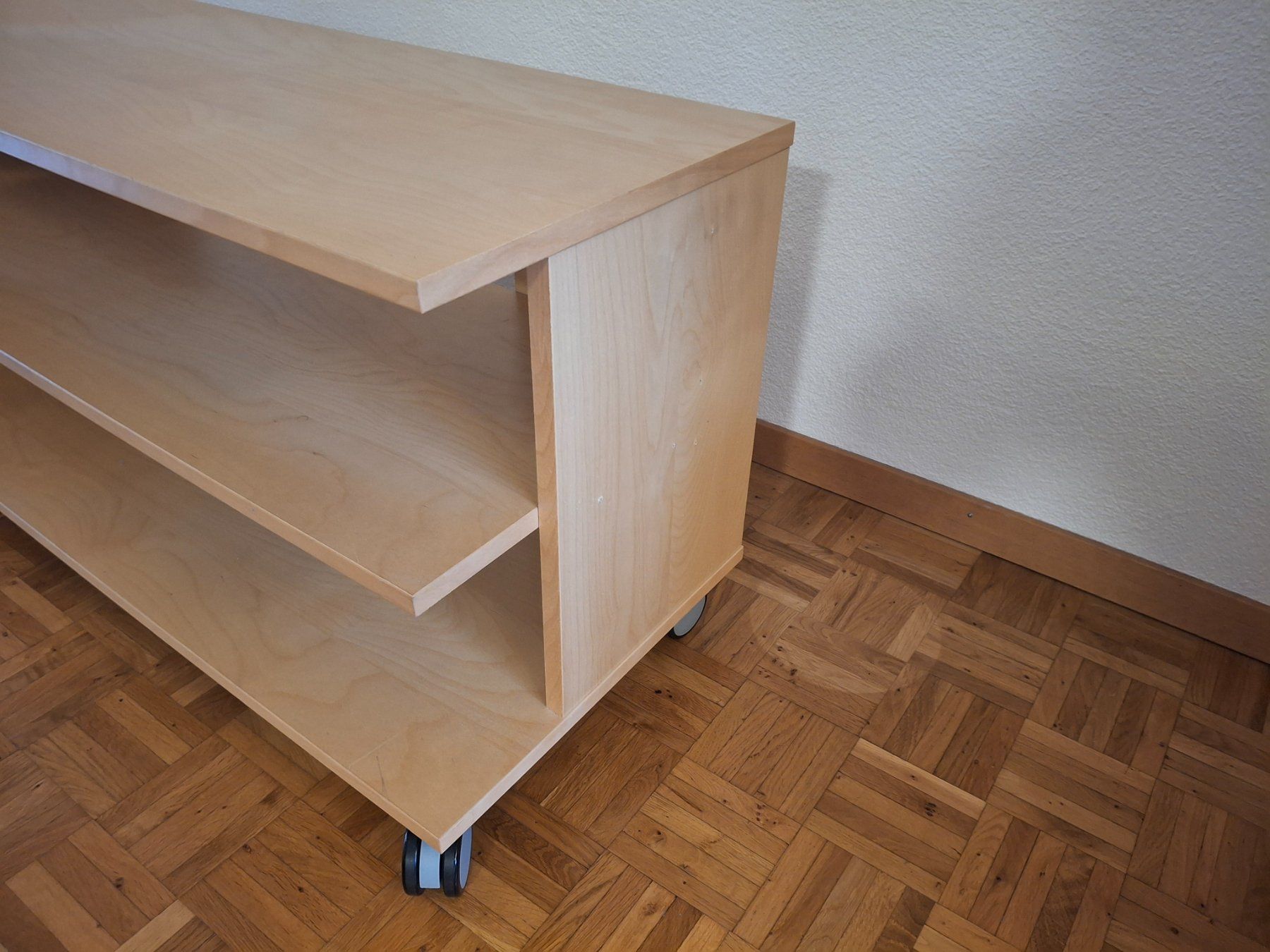 Ikea Mobili TV: TV Regal – Usato da Birmensdorf ZH venduto da portalis 3