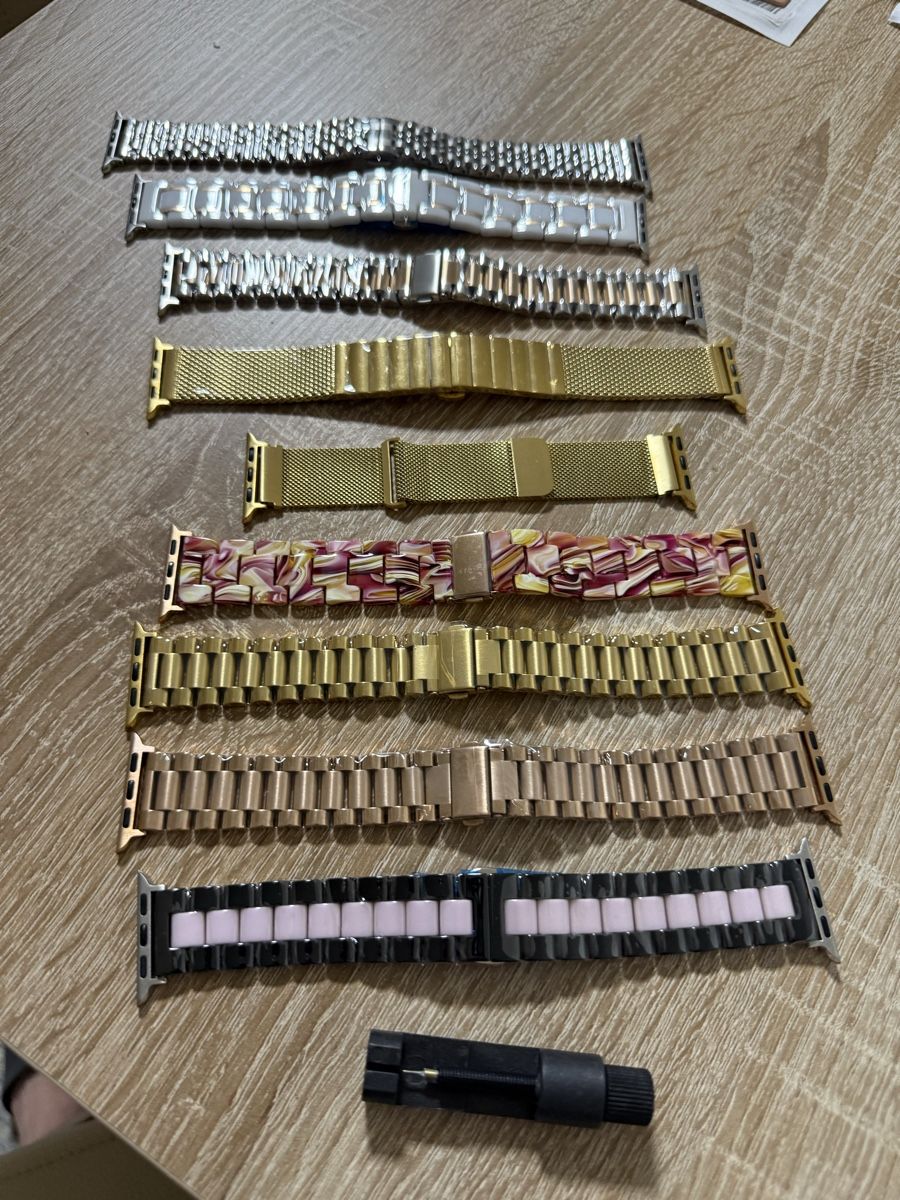 Telefoni cellulari / Smartphones: Iphone hülle / Apple Watch Armbänder – Nuovo e nell'imballaggio originale da Steinmaur venduto da Bal-Rajmi1 4