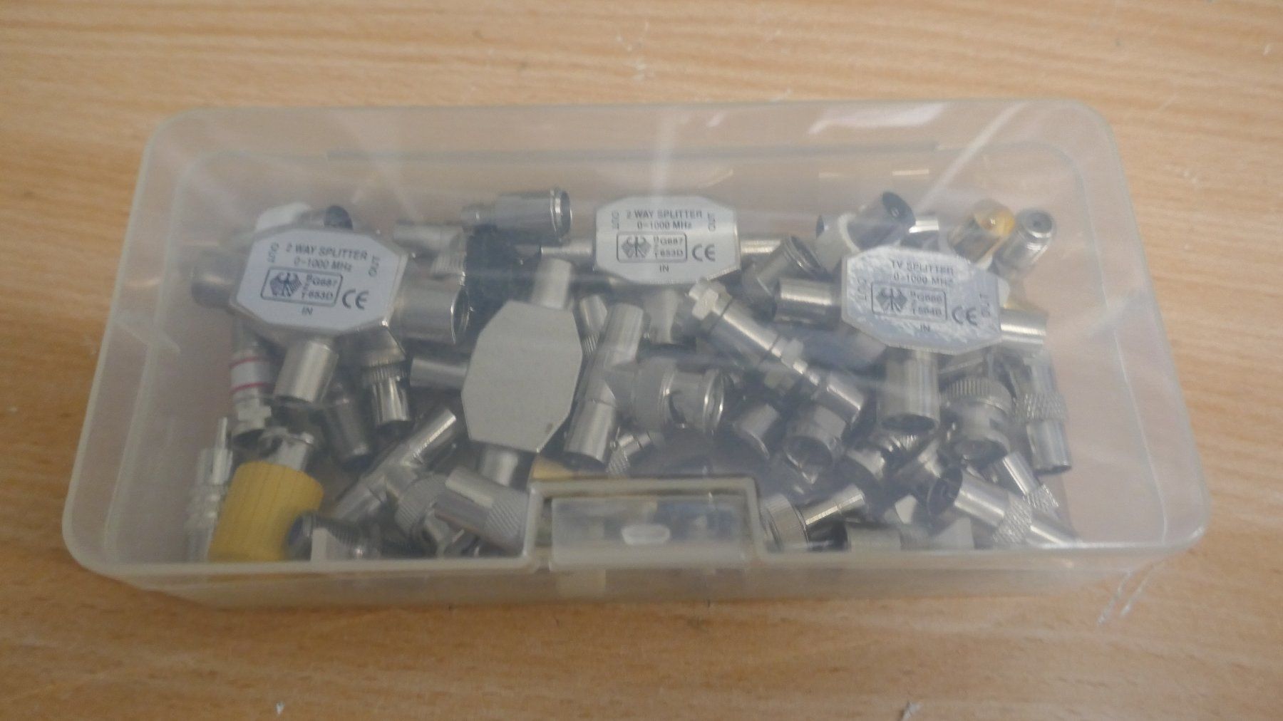 Unità & Adattatore: Sammlung BNC Stecker und Adapter – Usato da Wenslingen venduto da FairlightCMI 1