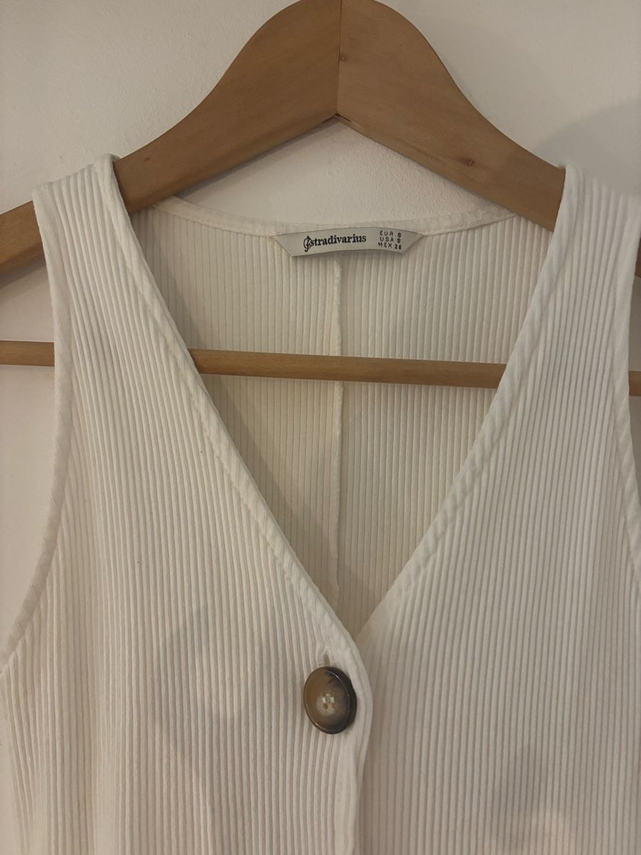 Stradivarius Robes: Weisses Kleid mit Knöpfen Stradivarius Gr. S – D'occasion à Halten par nin_6sp9 2