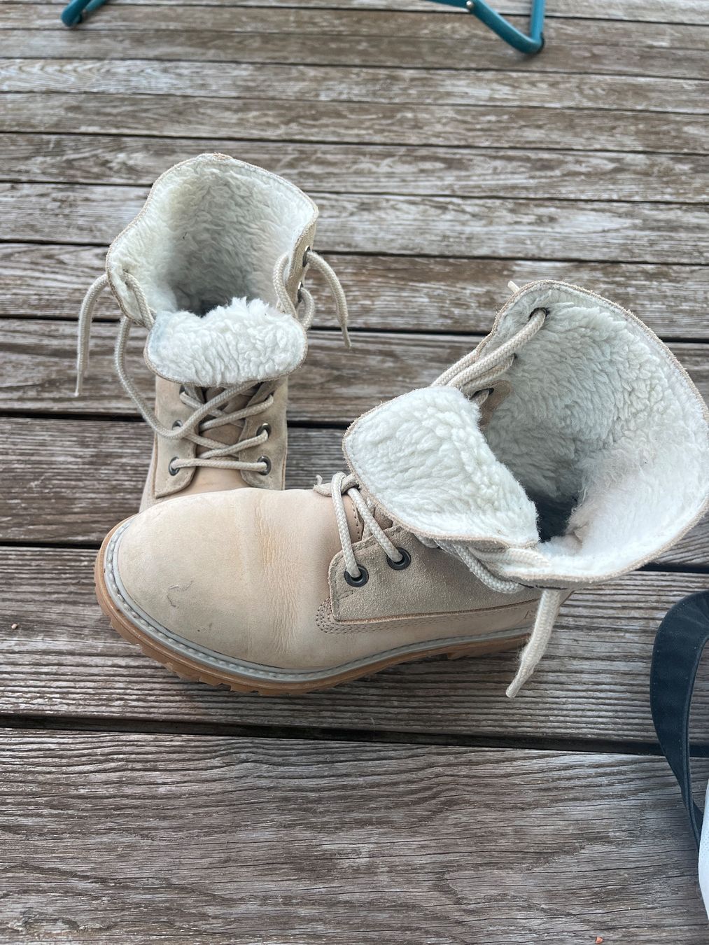 Scarpe per ragazze: Lumberjack Winterstiefel – Usato da Auslikon venduto da mkiwi01