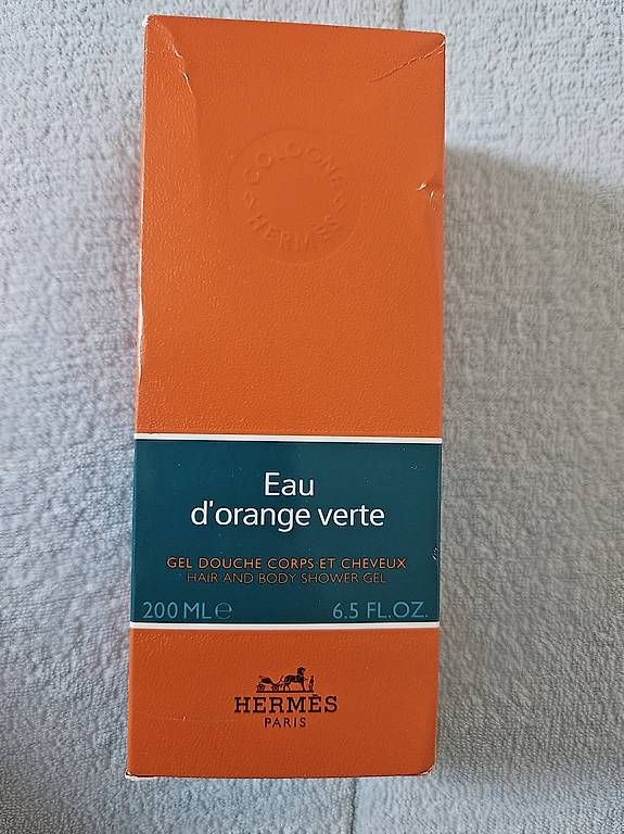 Doccia: Hermès Eau d'Orange Verte Duschgel  neu, 200ml – Usato da Zürich venduto da Elena231 1