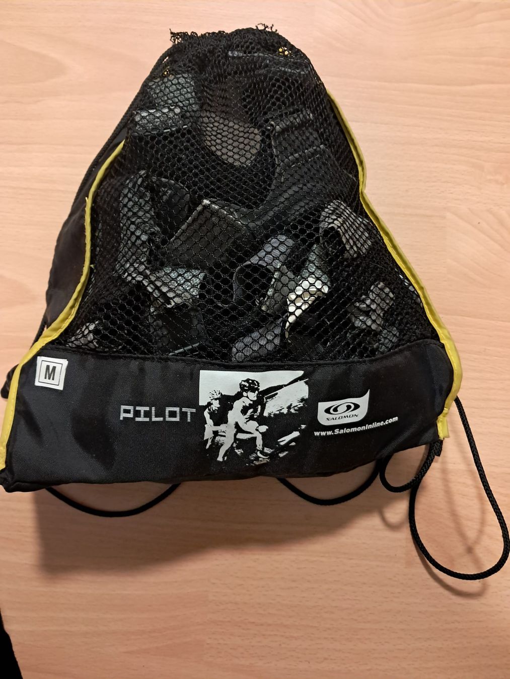 Salomon Protezioni & Imbottiture: Protektoren Set für Kinder Grösse M – Usato da Rebstein venduto da minou0041