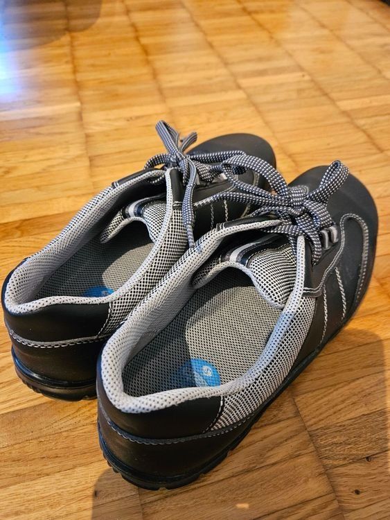 Herrenschuhe: Schuhe Grösse 45, schwarz/grau – Gebraucht aus Chur von Einszweidreiviermein 2