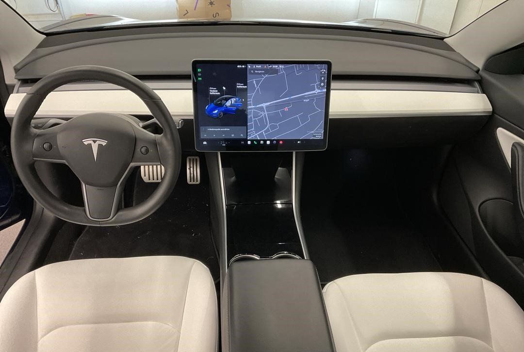 Tesla Automobili: TESLA Model 3 Performance Dual Motor AWD, 513 PS – Usato da Walenstadt venduto da Wohnmobil123 3