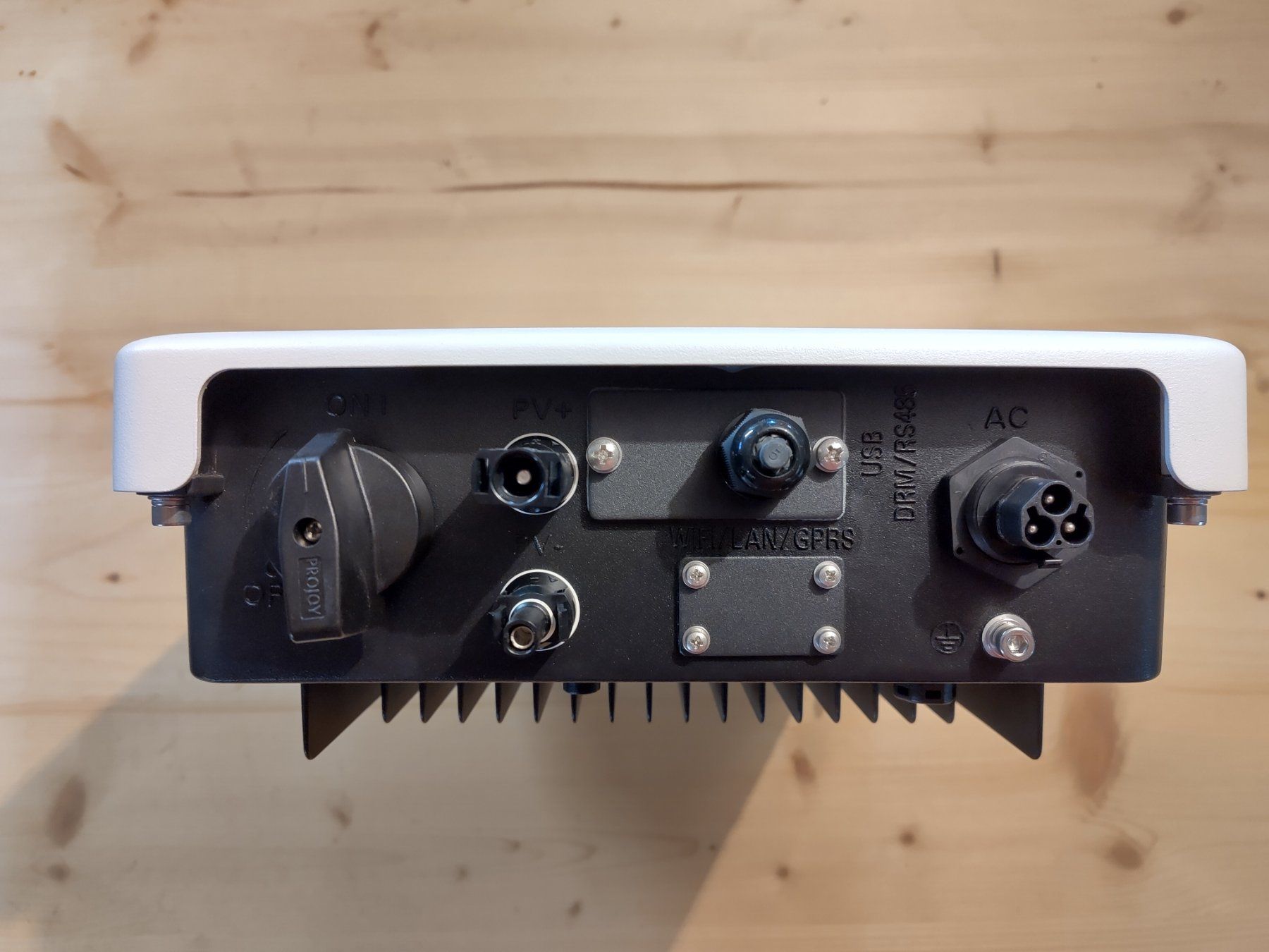 Inverter: Solax X1 Mini, String-Wechselrichter, 600 Watt – Usato da Gümligen venduto da seb_z9yg 1