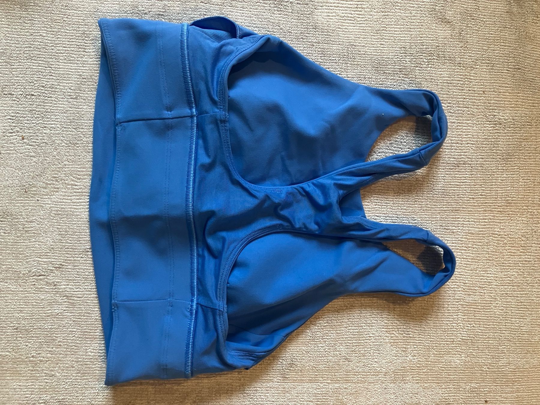 Lululemon Tops: Lululemon Sport BH Grösse S – Gebraucht aus Zürich von hernen 3