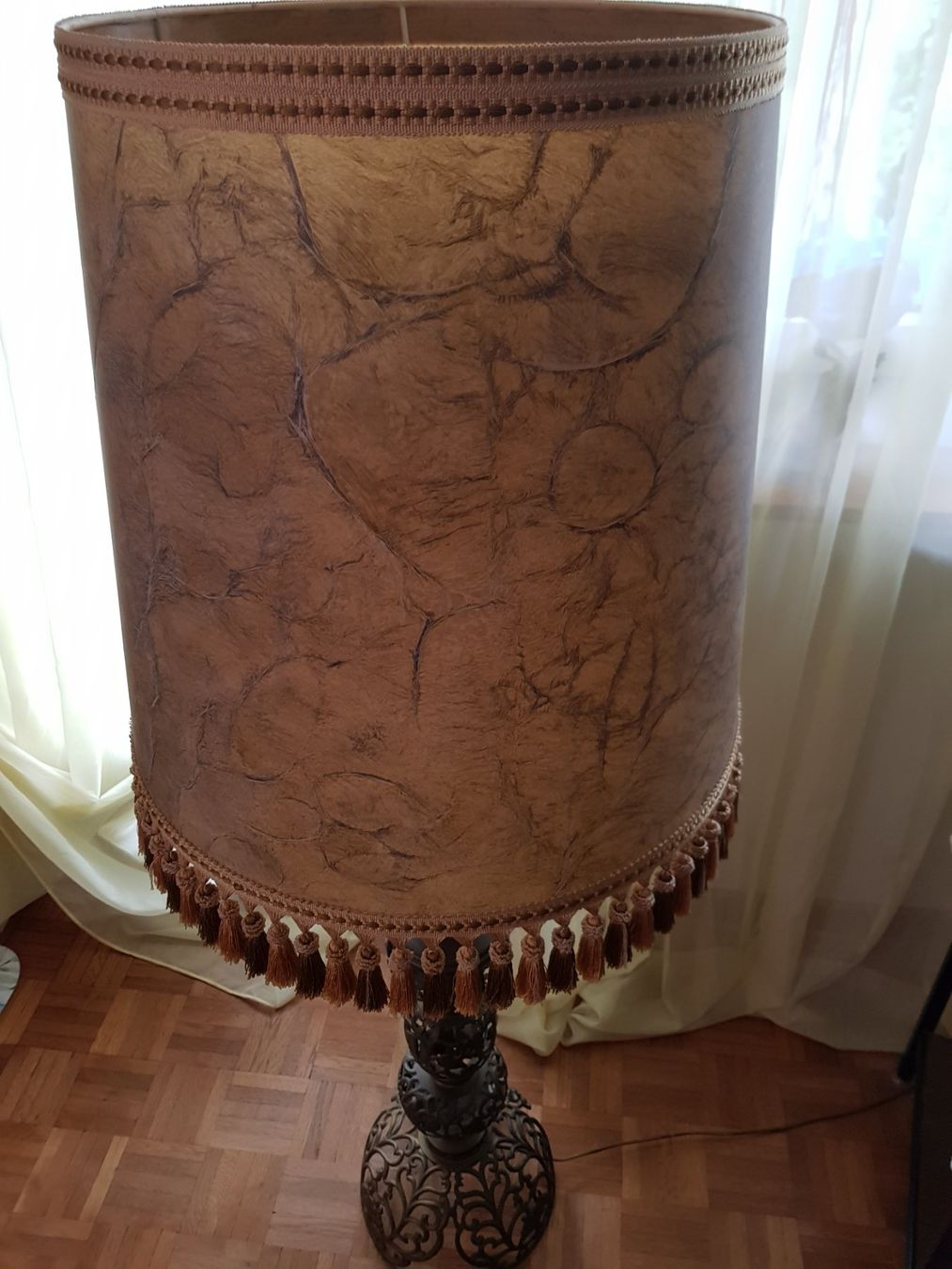 Lampade: Alt Vintage China Stehlampe – Usato da Schlieren venduto da Luibird 1