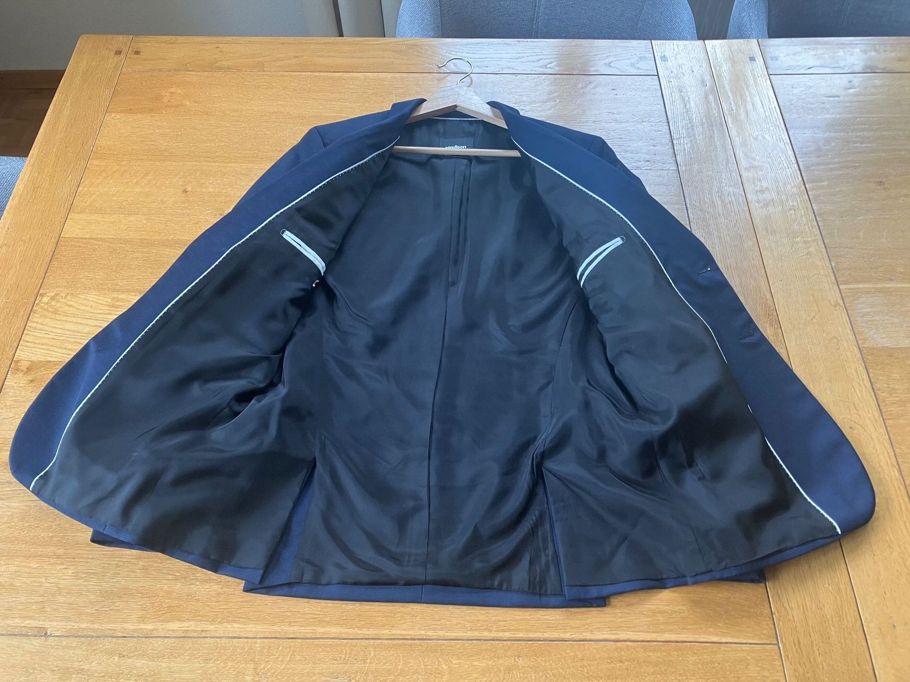 Strellson Completi: Strellson Anzug Herren Gr. 46 Navyblau – Usato da St. Gallen venduto da ti_7knv 1