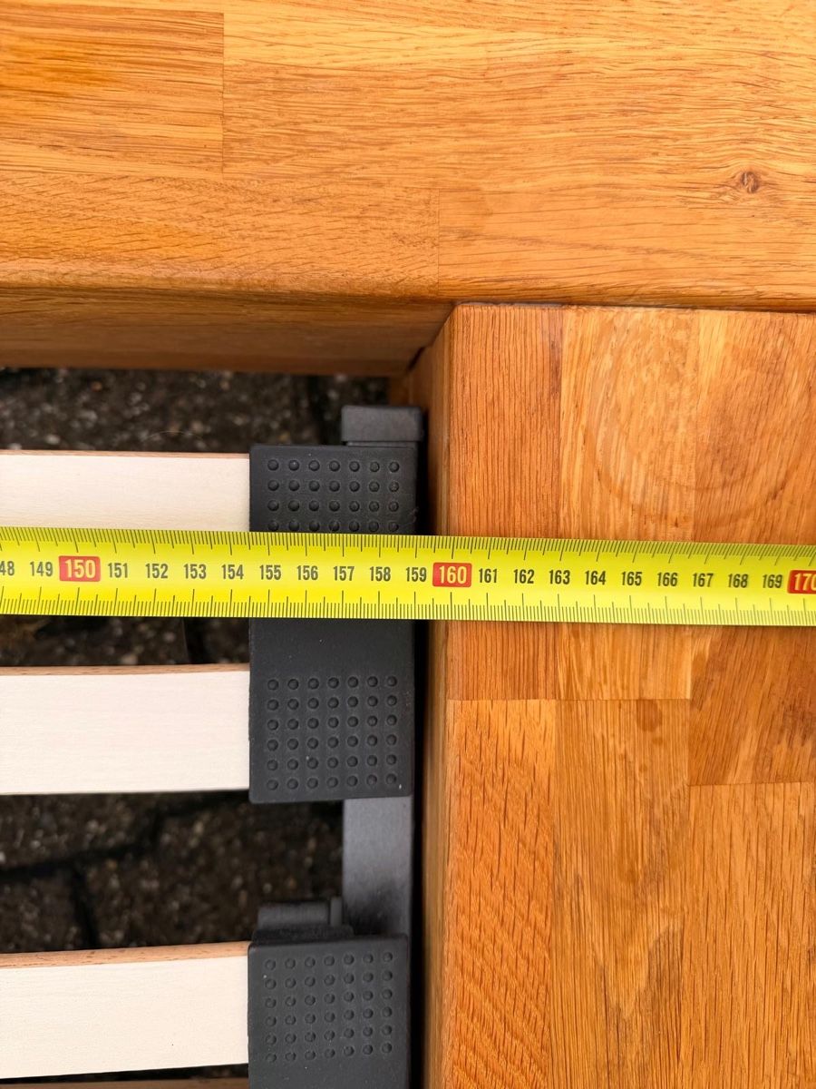 Lits: Holz Bett – D'occasion à Staufen par MFRS 8