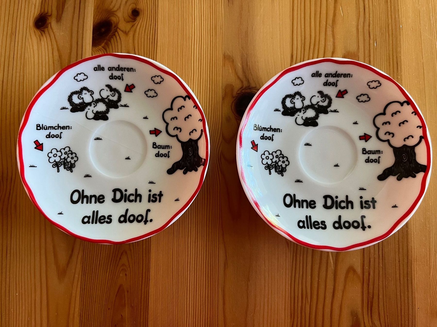 Sheepworld Tazze: Sheepworld 2 Espressotassen mit Unterteller – Usato da Zürich venduto da Gurkis 1