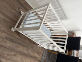 Kinderbett weiss mit Rollen verstellbar guter Zustand, ROBA