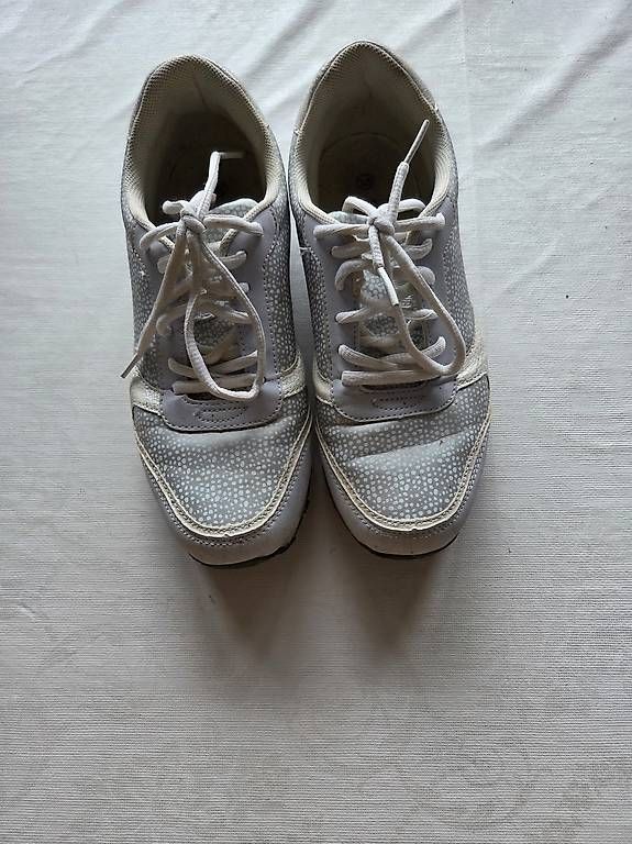 Scarpe da donna: Baskets femme  – Usato da La Croix (Lutry) venduto da azzura01 1