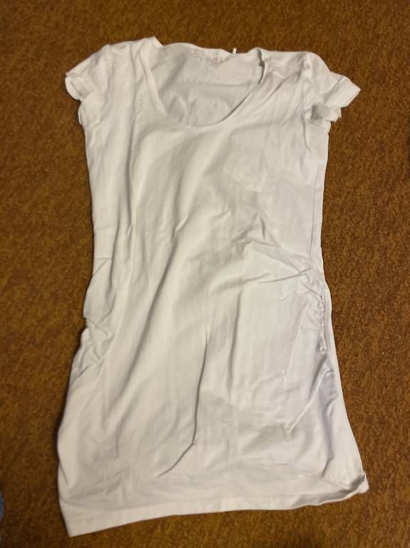 T-Shirts: Schwangerschaftsshirt – Gebraucht aus Lenzburg von jul_doessegger 3