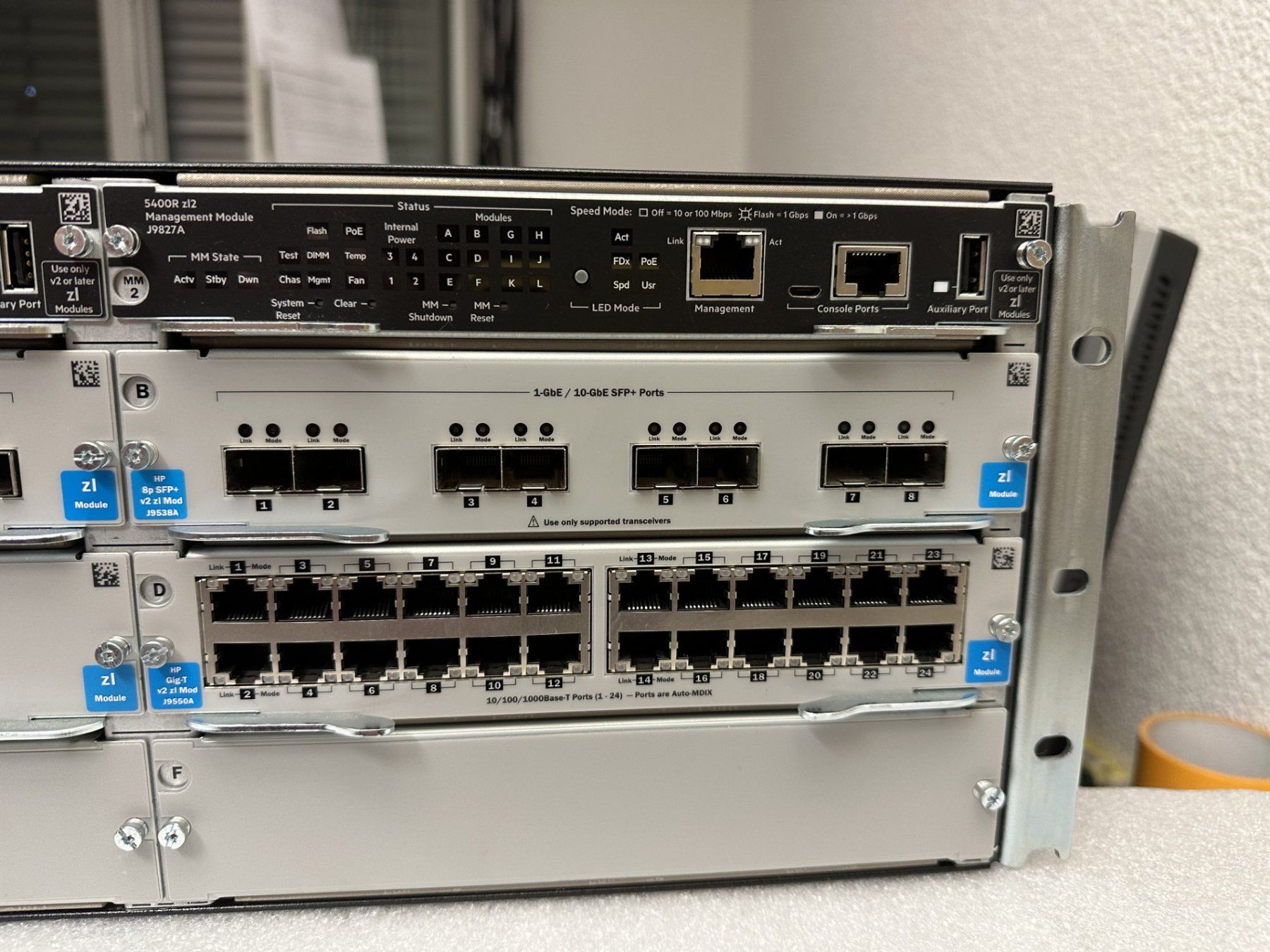 Hub & Switch: HPE Aruba Networking 5406R zl2 Switch - J9850A – Usato da Münsingen venduto da Hanibal26 4