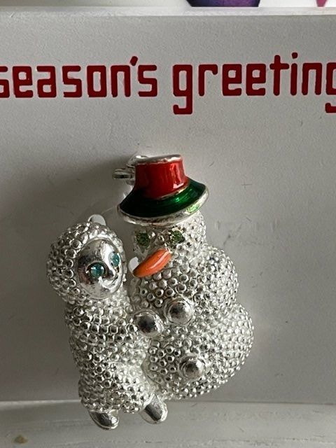 Spille & Fermagli: Mr. & Mrs. Snowman - Pin/Brosche – Nuovo (secondo la descrizione) da La Conversion venduto da angel-gini