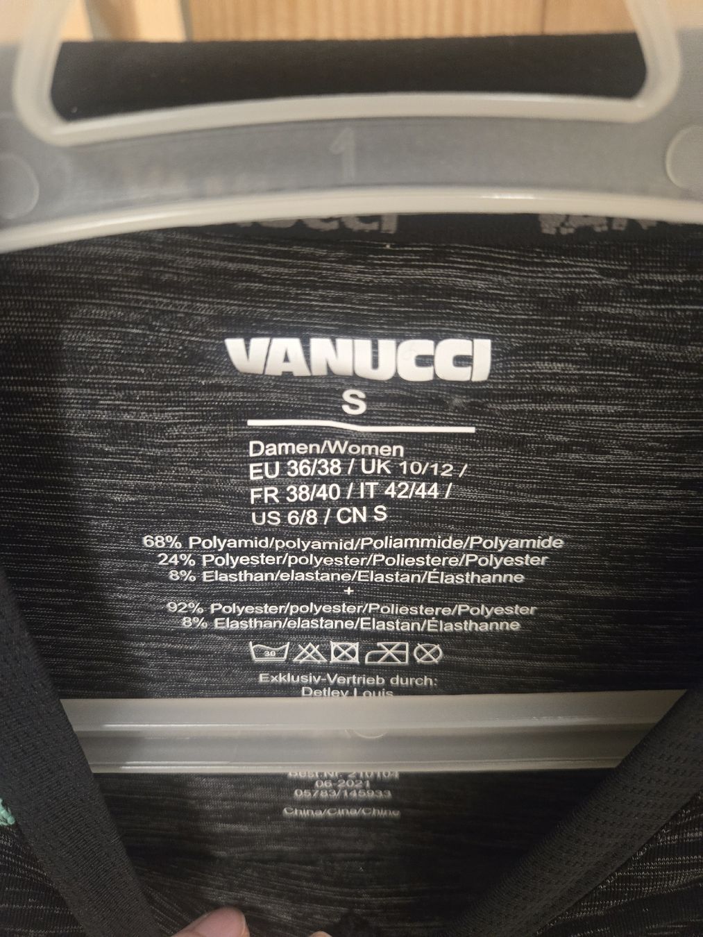 Sonstige Unterwäsche: Vanucci Funktionsshirt und Hose, Gr. S/M – Neu (gemäss Beschreibung) aus Itingen von saaaamy71 1