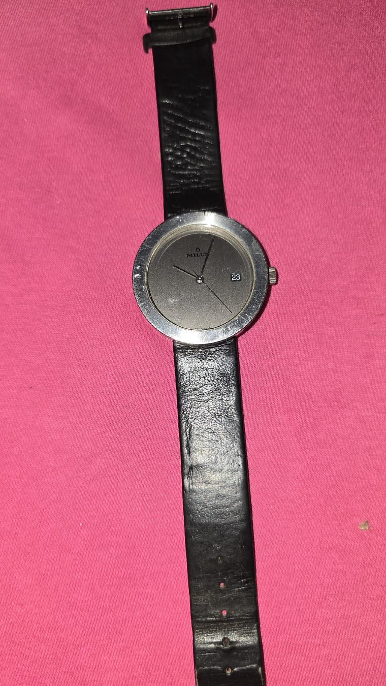 Smartwatch: uhr MILOS AUTOMAT – Usato da Pieterlen venduto da sal_fd6z