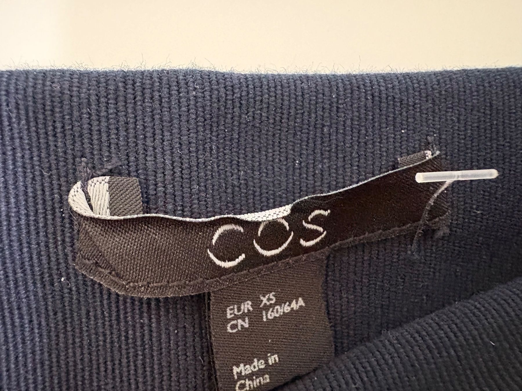 Cos Gonne: COS Skirt - Size XS - Great condition – Usato da Muzzano venduto da Sidney_3 1