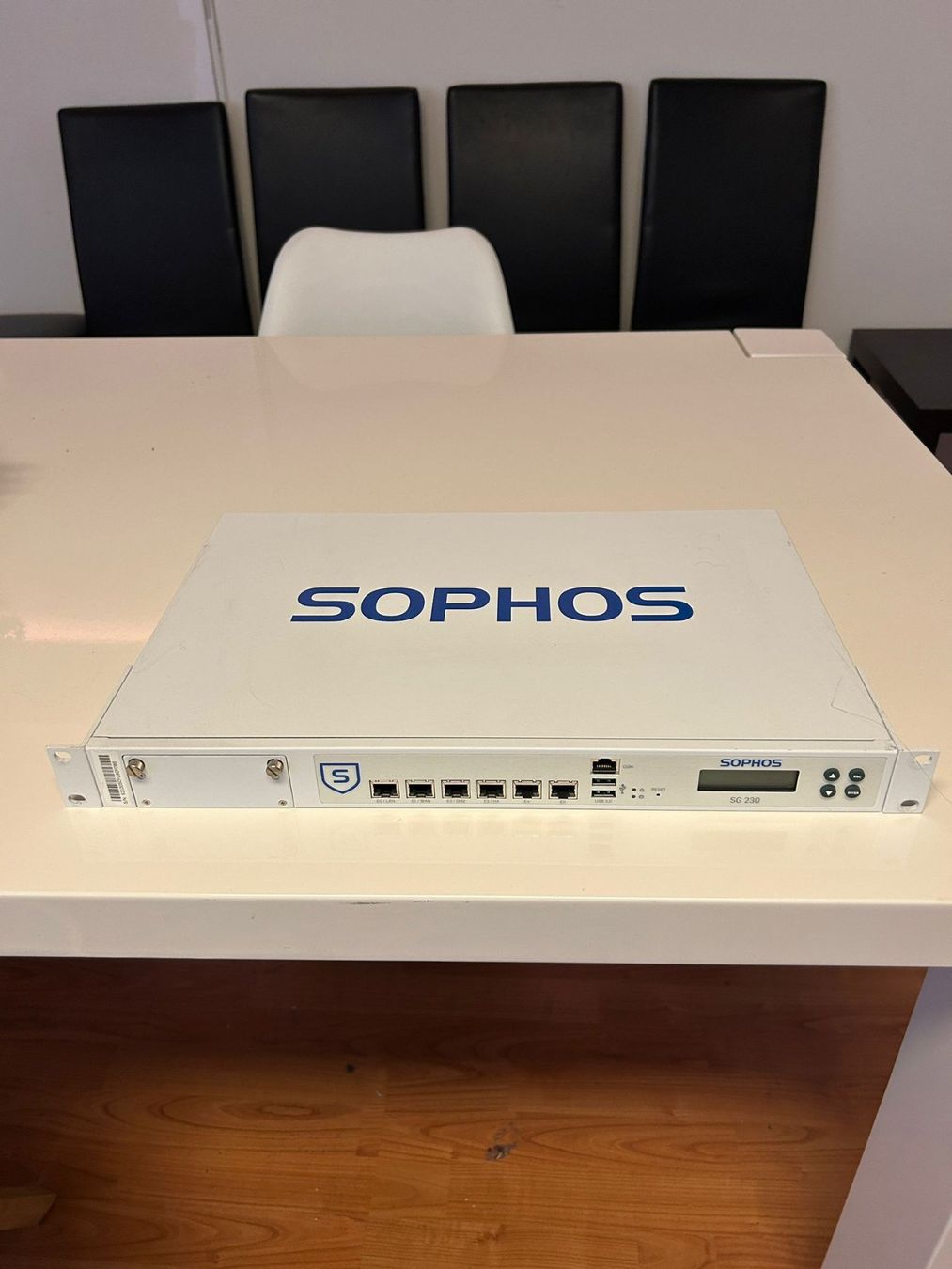 Sophos Firewall: Sophos SG 230 – Usato da Seengen venduto da TonicX