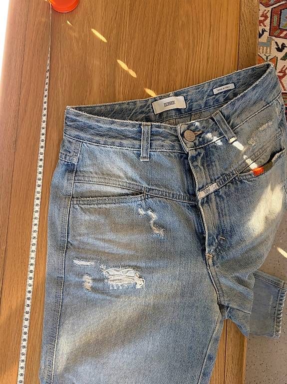 Jeans: CLOSED Jeans hellblau ? Used/Distressed Look, gebraucht – Usato da Zürich venduto da ncm3010 1