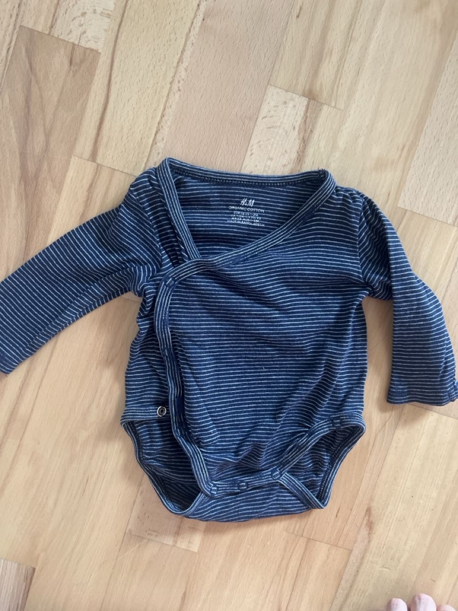 H&M Lotti & Set di vestiti: Body langarm H&M gestreift Grösse 56 2er Set – Usato da Zürich venduto da Jakomo007 1