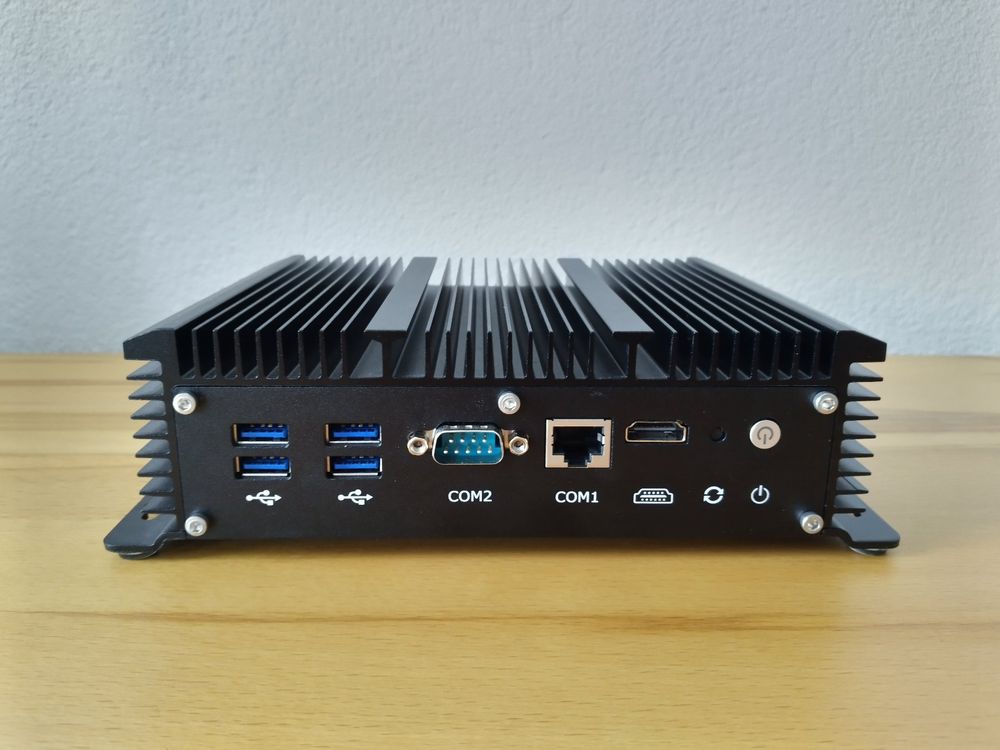 Mini PC / Firewall (6x LAN, Intel i5-10210U) (Gebraucht) in Uttigen für ...