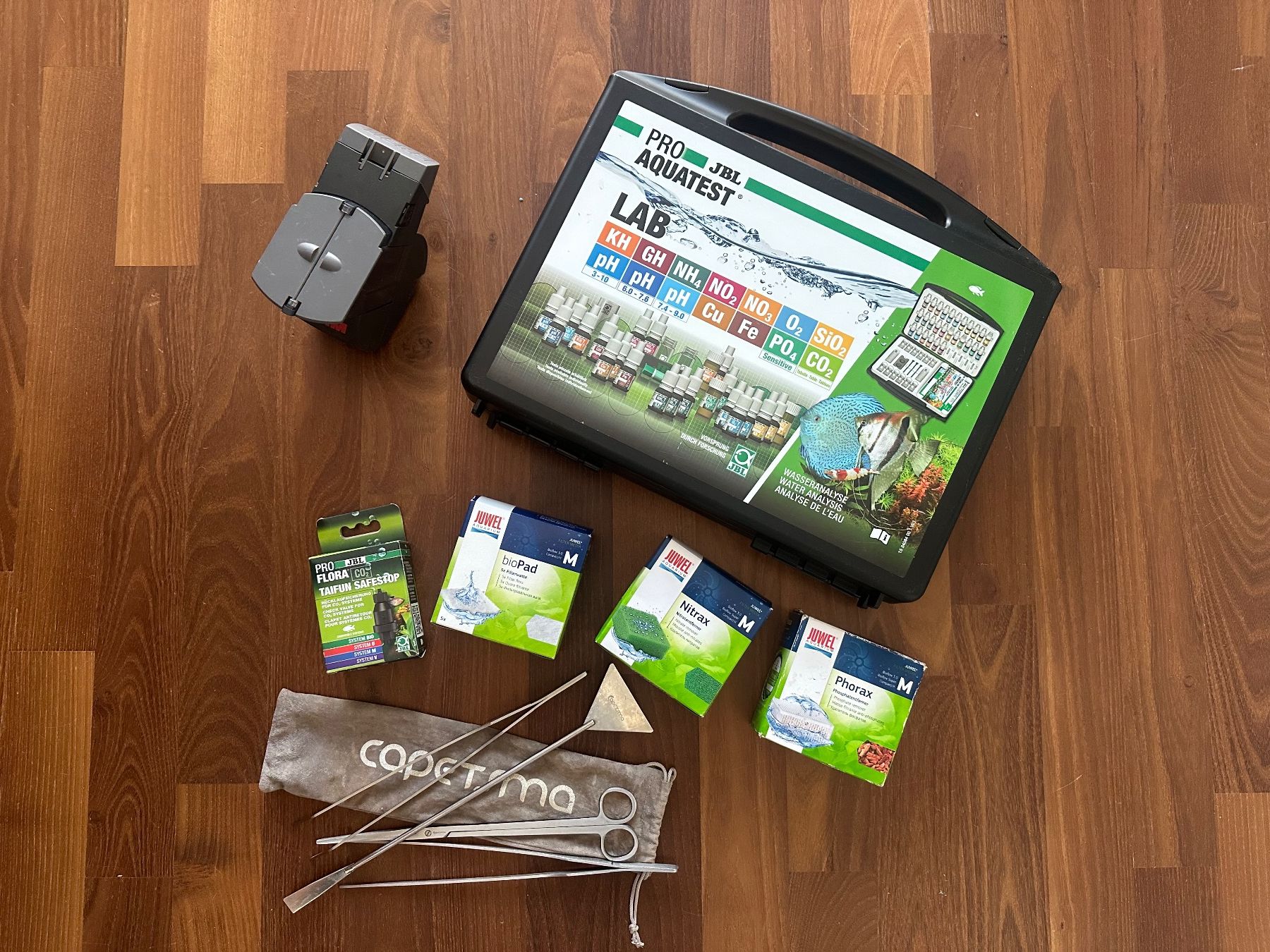 Mangimi: Aquarium Zubehör JBL Pro Testkit, EHEIM Futterautomat Filter – Usato da Bad Zurzach venduto da M.gans