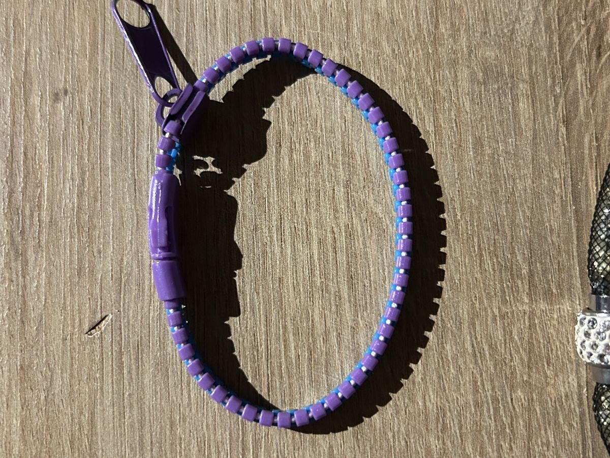 Armbänder & -reifen: Konvolut Armbänder und Ring Modeschmuck verschiedene Arten – Neu (gemäss Beschreibung) aus Laufen von Jassi.quinn 2