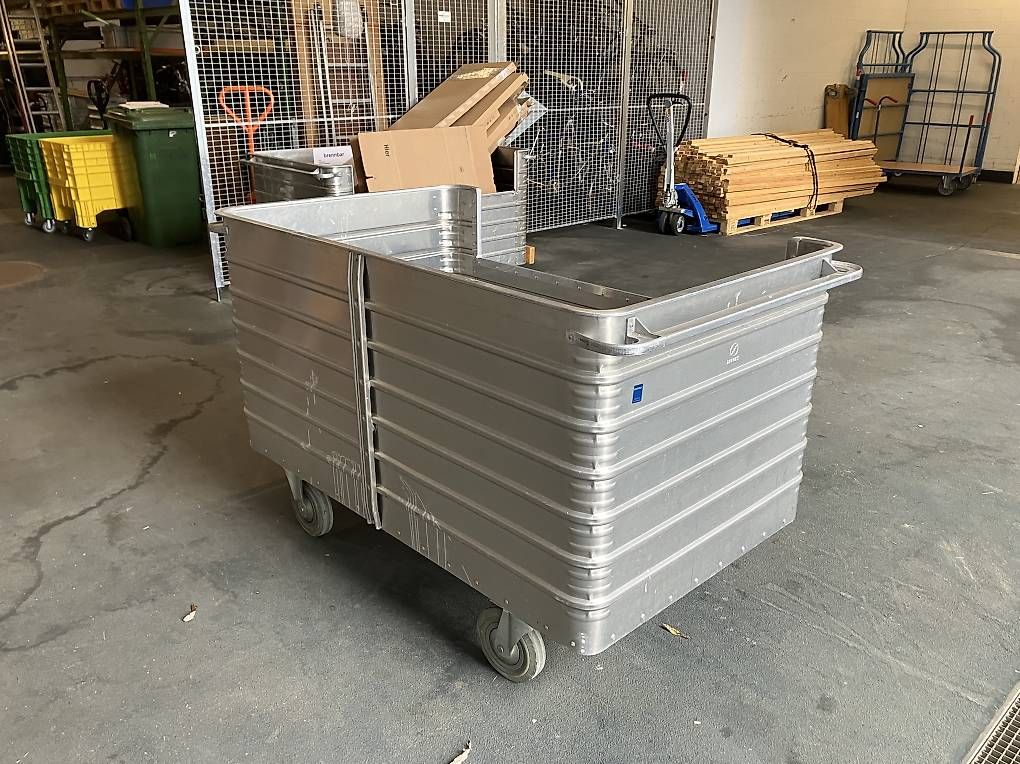 Korpus: Alu-Kastenwagen Zarges – Gebraucht aus winterthur von Simik2 1