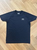 Under Armour T-Shirt Schwarz Grösse M guter Zustand