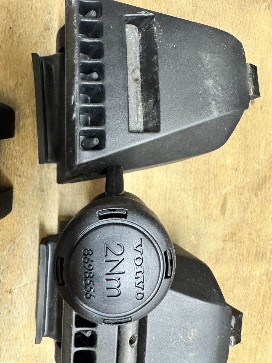 Thule Dachträger: Dachträger 120 cm SquareBar/Volvo – Gebraucht aus Zürich von perlafahrer 5