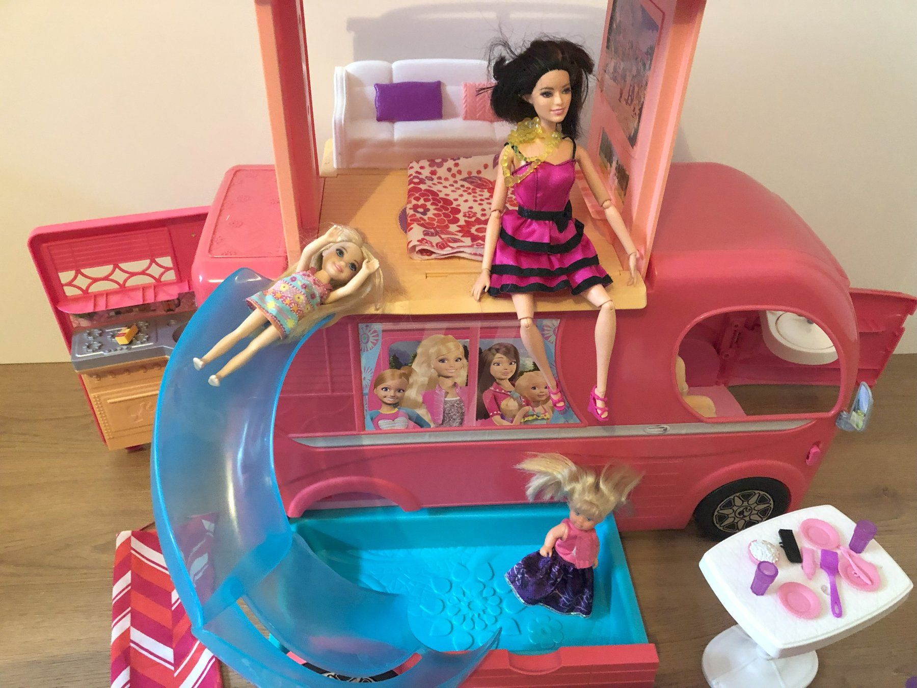 Bambole: Barbie camping car – Nuovo (secondo la descrizione) da Estavayer-le-Lac venduto da Lor_tjg5 1