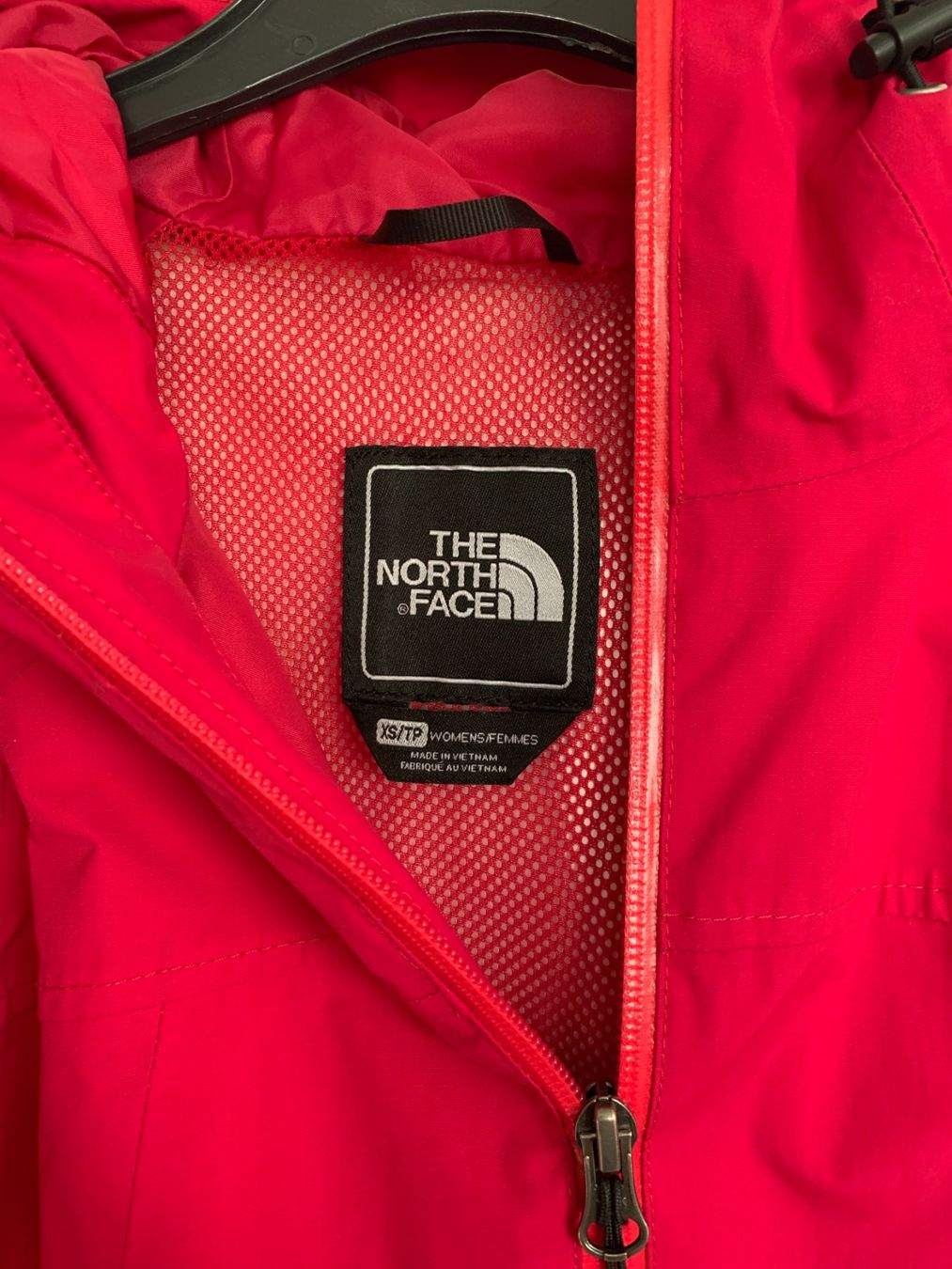 North Face Giacche: Pink North Face rain jacket XS – Usato da Zürich venduto da mei_wvq7 3