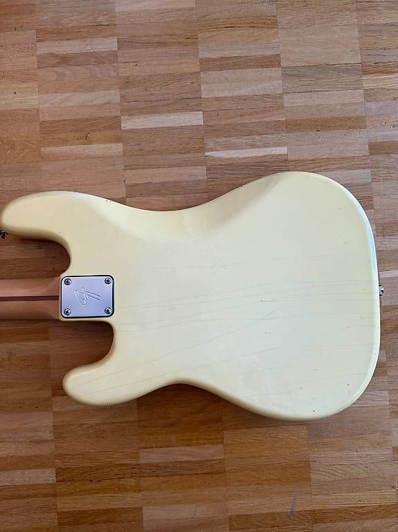 Fender Strumenti musicali: Fender Precision Bass 1978 original Vintage – Usato da Zürich venduto da Fcznr1 2