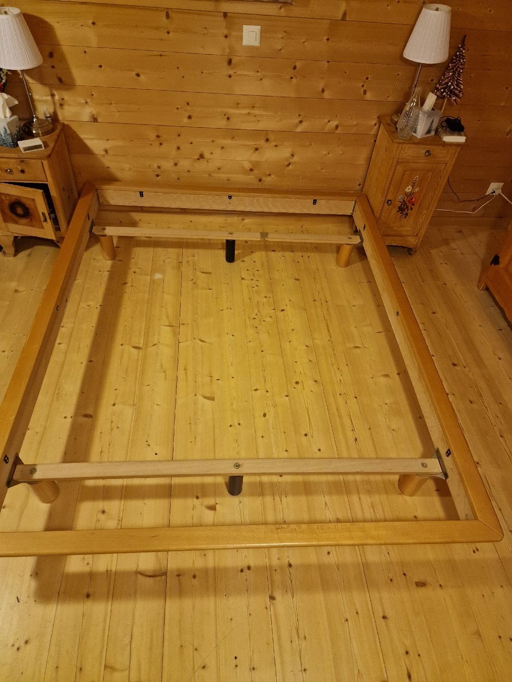 Letti: Bettgestell 160x200 – Usato da Langnau am Albis venduto da Spusili 1