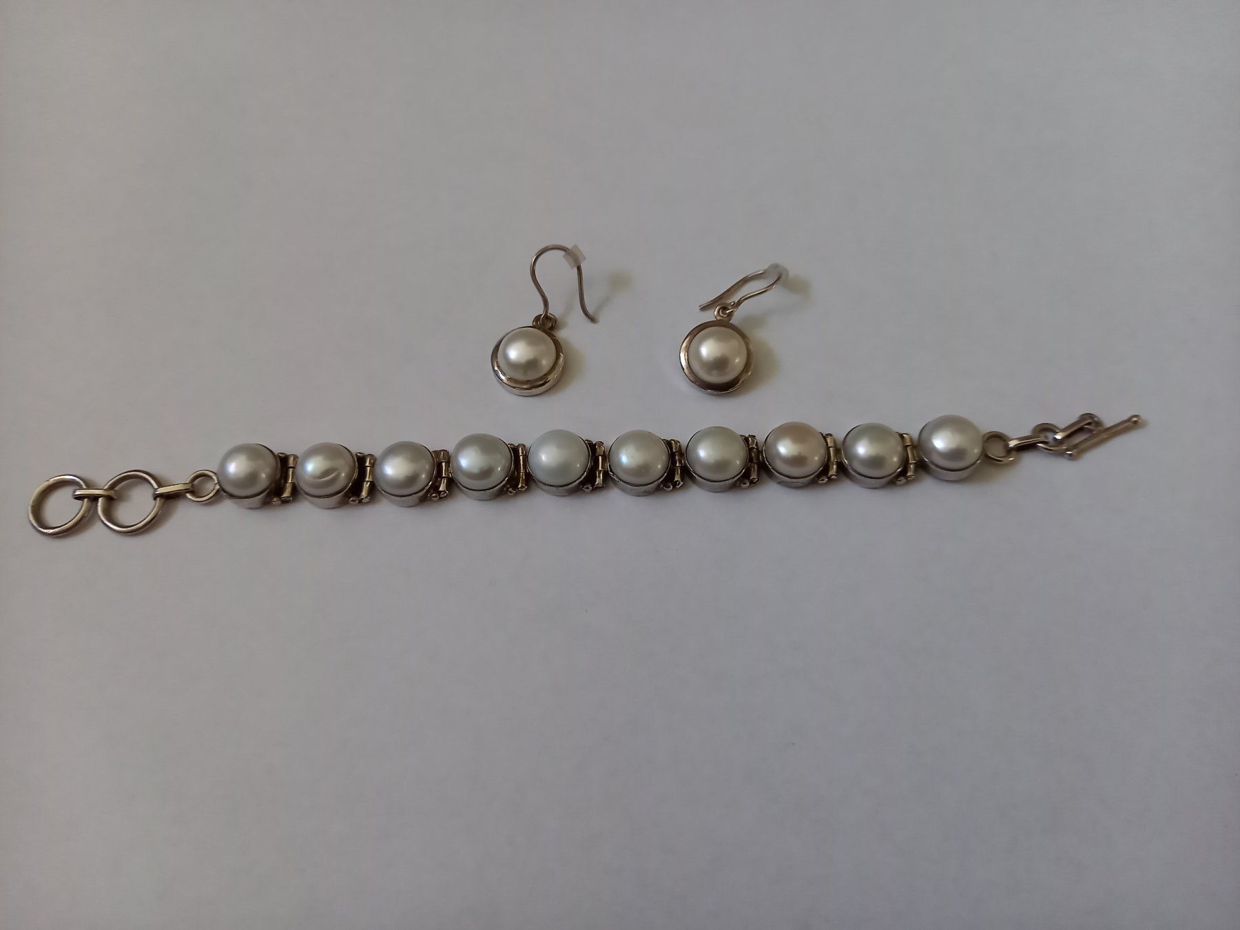 Bracciali & Braccialetti: Schönes Silber Armband mit Perlen und Ohrhänger – Nuovo e nell'imballaggio originale da Rickenbach LU venduto da ata47 1