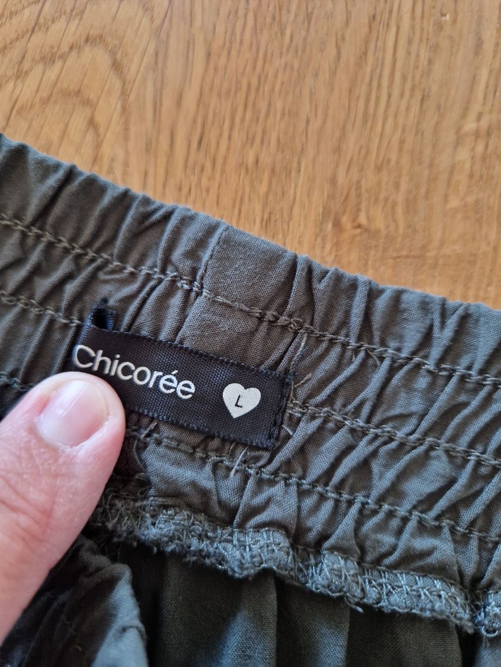 Pantaloni: Damen Hose Chicoree L – Usato da Kulmerau venduto da Doene7 1