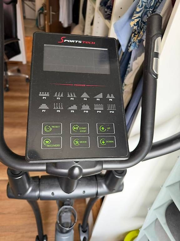 Hometrainer: Crosstrainer CX2 von Sportstech – Gebraucht aus Einsiedeln von rugetman 1